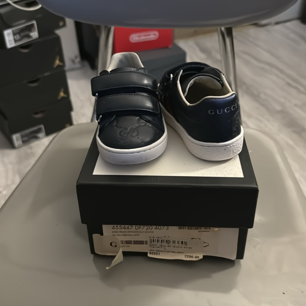 GUCCI KID SNEAKERS 21 EUR - 4.5 US RED & BLUE W. WHITE BOTTOM